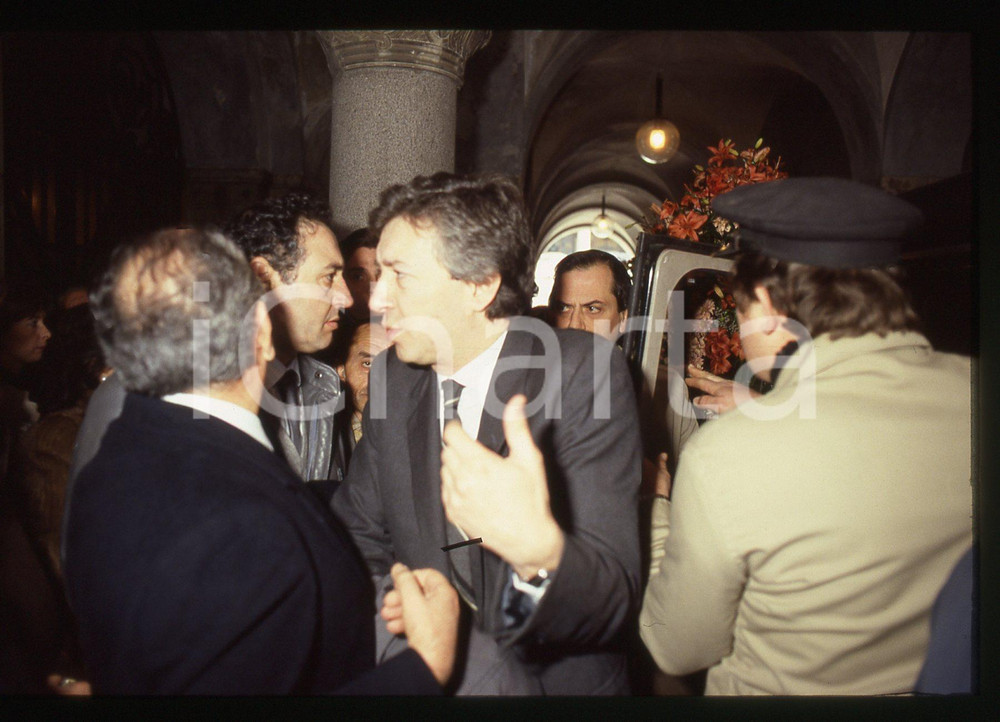 35mm vintage slide* 1986 MILANO Nino SINDONA al funerale di Michele SINDONA (3)