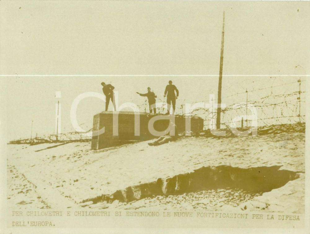 Fotografia d epoca originale 1942 GERMANIA WW2 Soldati tedeschi costruiscono fortificazioni Fotografia 1