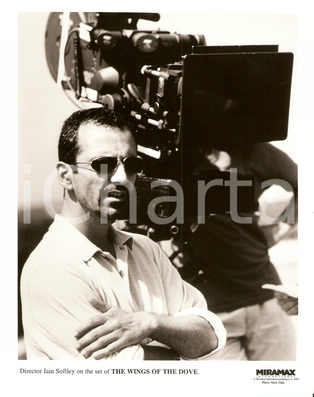Fotografia d epoca originale 1997 THE WINGS OF THE DOVE Iain SOFTLEY ON THE SET Foto dal set 1