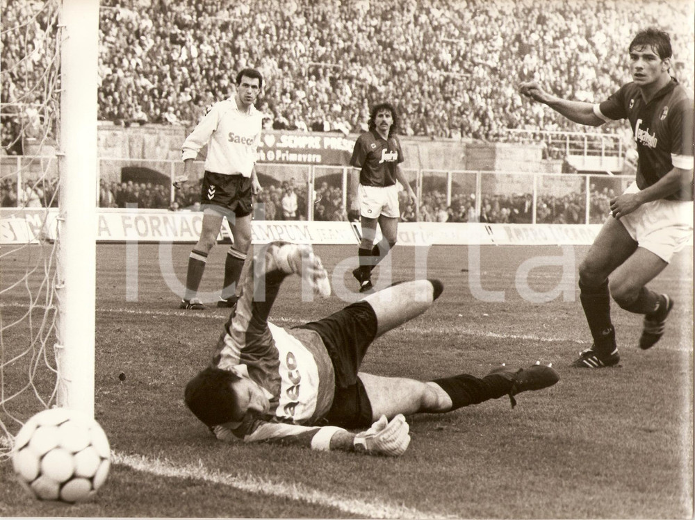 Fotografia d epoca originale 1988 CAMPIONATO Calcio BOLOGNA  PISA Giuseppe LORENZO sbaglia gol Fotografia 1