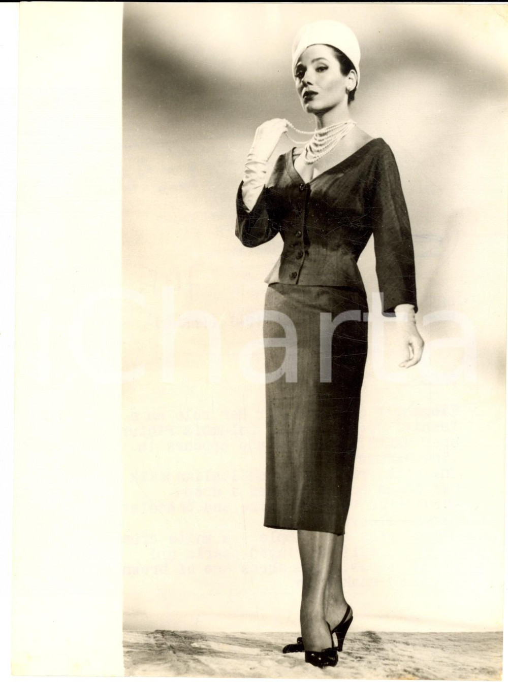 1957 LONDON Actress Valerie FRENCH wearing an Italian silk dress *Photo 15x20