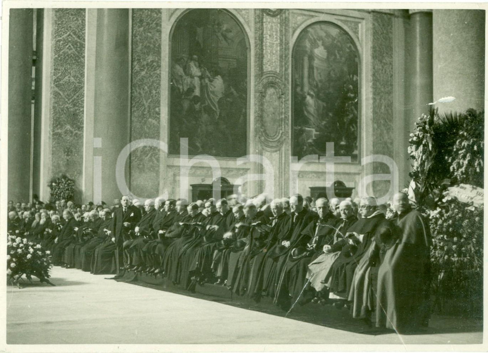 Fotografia d epoca originale 1930 ROMA SANTA MARIA DEGLI ANGELI Cardinali assistono alla funzione Fotografia 1