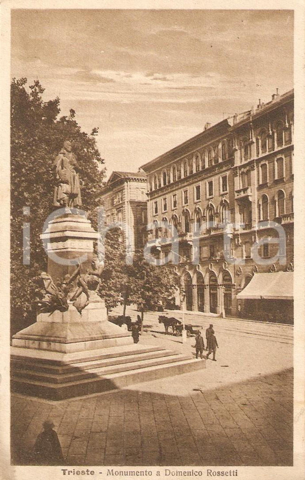 Cartolina originale da collezione 1924 TRIESTE Monumento a Domenico ROSSETTI *Cartolina ANIMATA FP VG 1