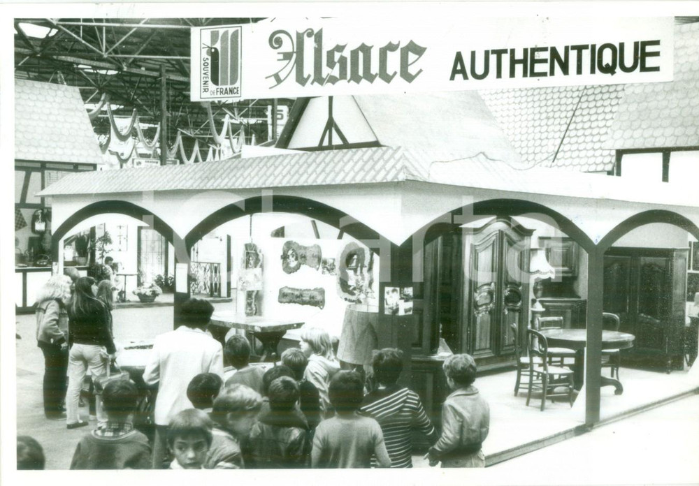Fotografia d epoca originale 1980 MULHOUSE FRANCE Mercatino Alsace Authentique JournÃ©es d Octobre Foto 1