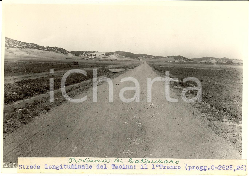 Fotografia d'epoca originale 1935 PUNTA DELLE CASTELLA Strada longitudinale TACINA - Fotografa (1) 1