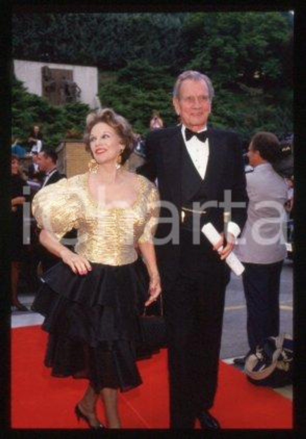 35mm vintage slide* 1981 ca CANNES Joseph COTTEN and Patricia MEDINA (26)