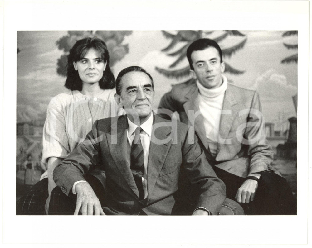 Fotografia d epoca originale 1988 CINEMA Vittorio GASSMAN  Sergio MEOGROSSI  Giusi CATALDO Foto 25x20 1