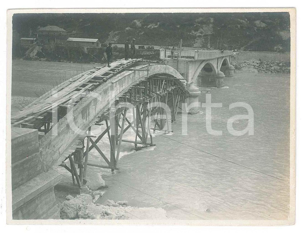 Fotografia d epoca originale 1918 ? WW1 ITALIA Ricostruzione di un ponte  Fotografia anonima 11x8 cm 1