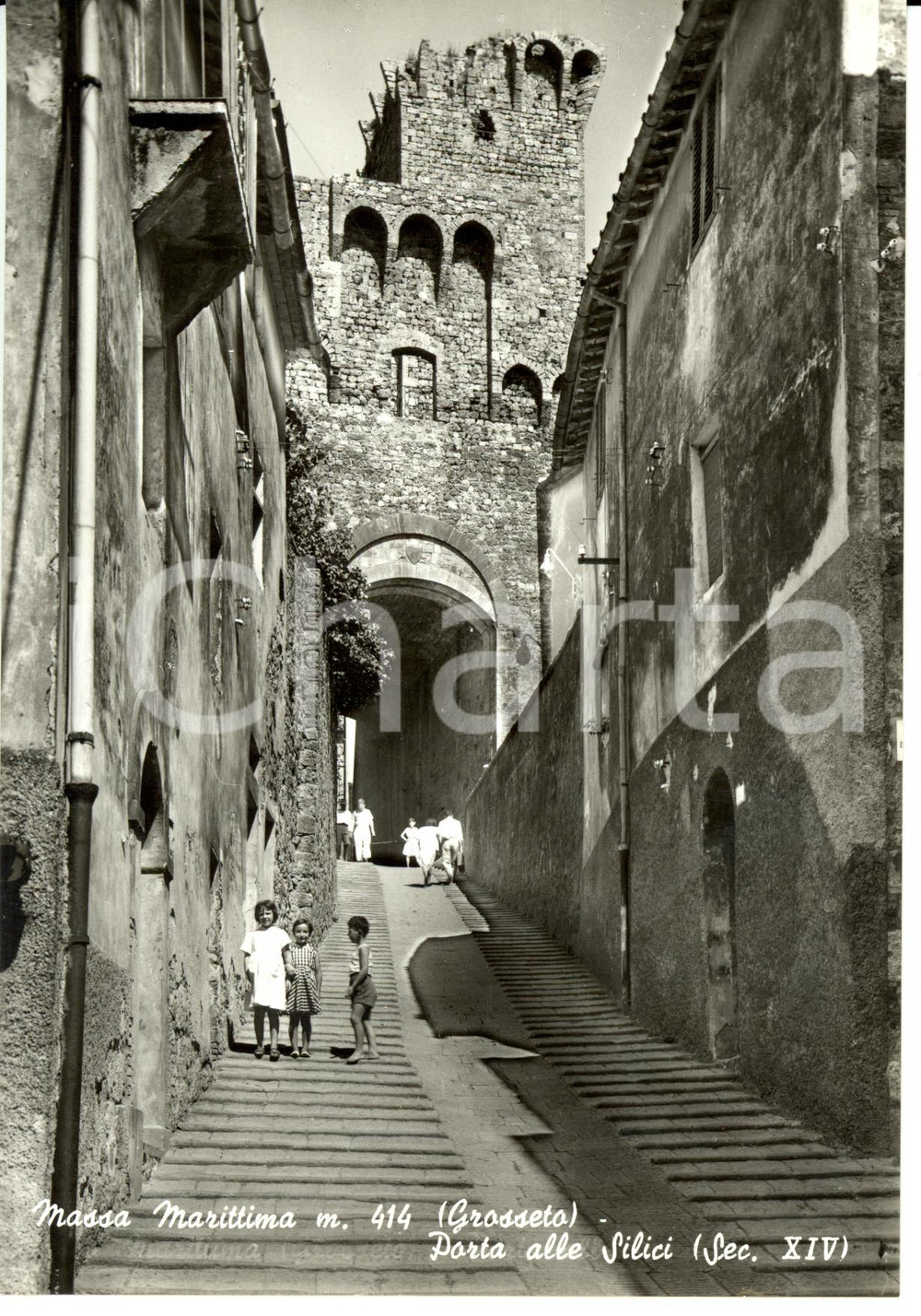 Cartolina originale da collezione 1955 ca MASSA MARITTIMA GR Scorcio della Porta ALLE SILICI Cartolina FG NV 1