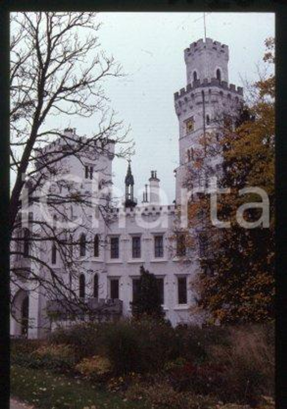 35mm vintage slide* 1990 ca CZECHOSLOVAKIA The Gothic Castle HLUBOKA (5)
