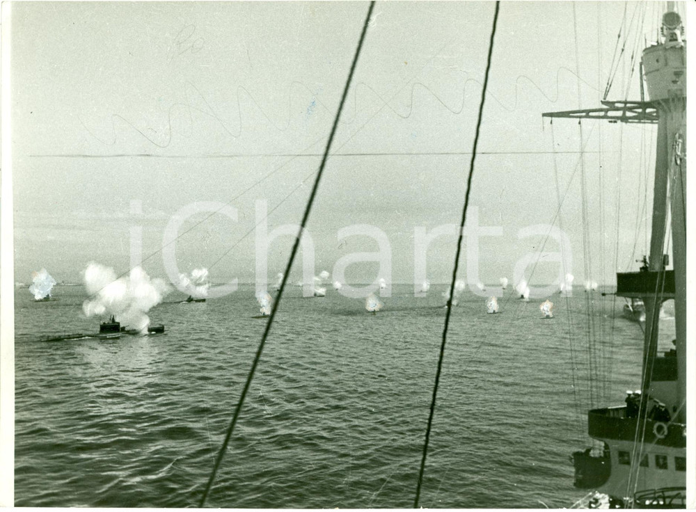 Fotografia d epoca originale 1940 GUERRA NAVALE WW2 Esercitazioni sommergibili italiani FOTOGRAFIA 1