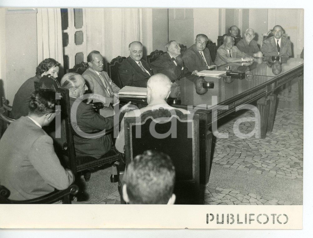 1956 NAPOLI Conferenza con Stefano BRUN presidente della Camera di commercio 