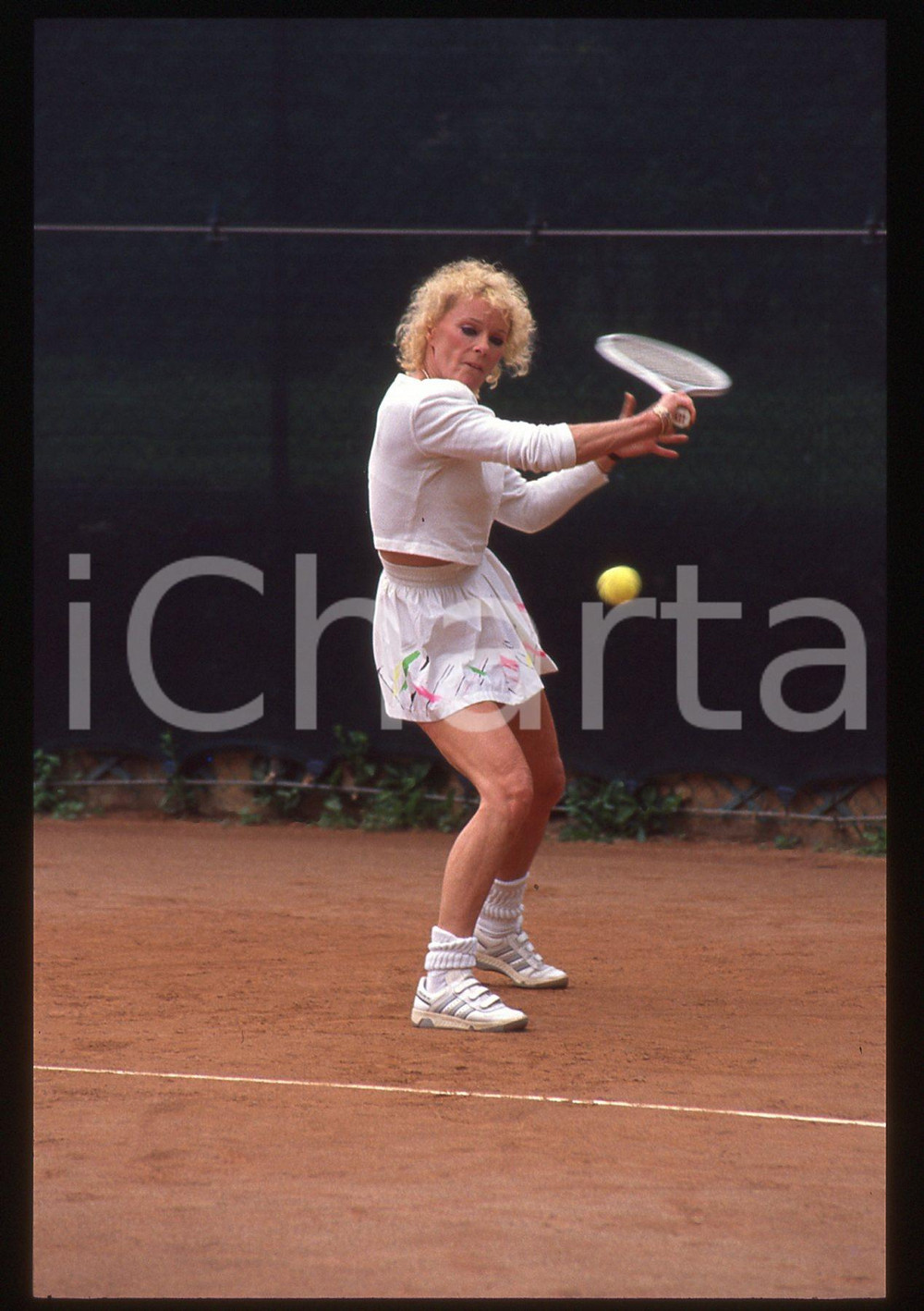 35mm vintage slide* 1990 ca ITALIA COSTUME - Elke SOMMER gioca a tennis (7)