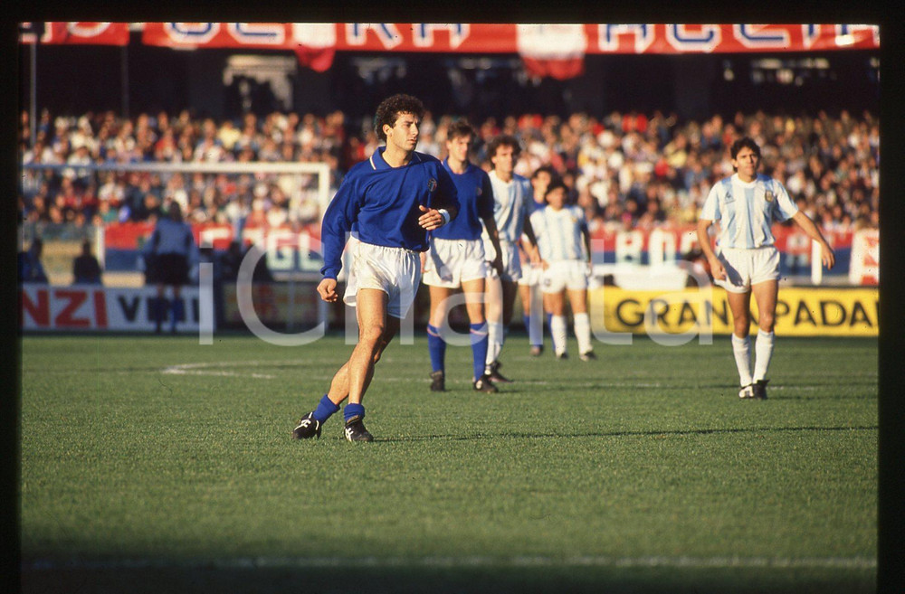 35mm vintage slide* 1989 CAGLIARI ITALIA ARGENTINA 0-0 - Gianluca VIALLI (4)