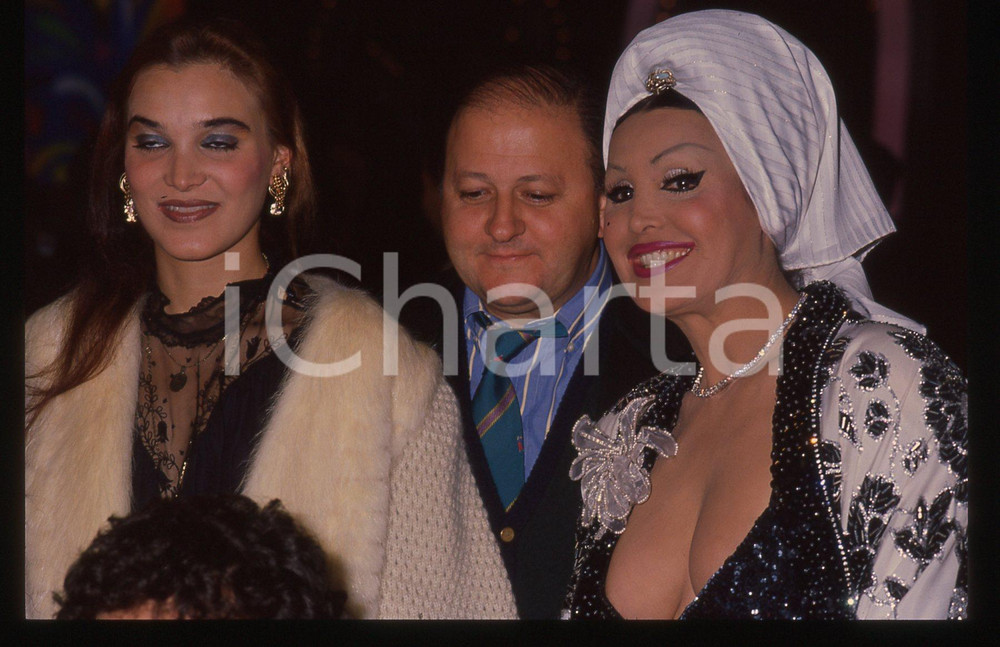 35mm vintage slide* 1989 SABATO AL CIRCO Lara e Moira ORFEI Massimo BOLDI (1)
