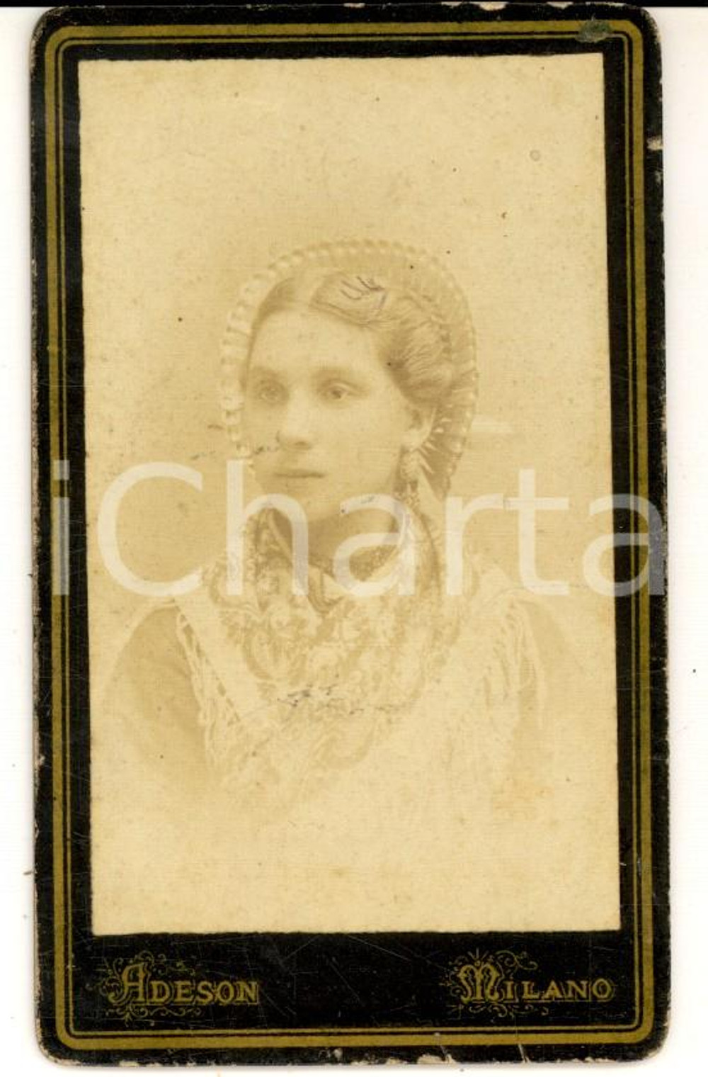 Fotografia d'epoca originale 1890 ca MILANO Ritratto di donna in costume tradizionale *Foto ADESON RARA 1