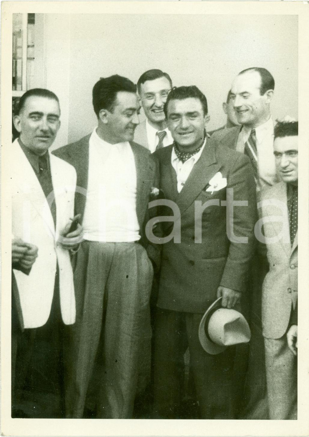 Fotografia d epoca originale 1935 ca GENOVA Boxe Pugile Saverio TURIELLO sbarcato da CONTE DI SAVOIA Foto 1