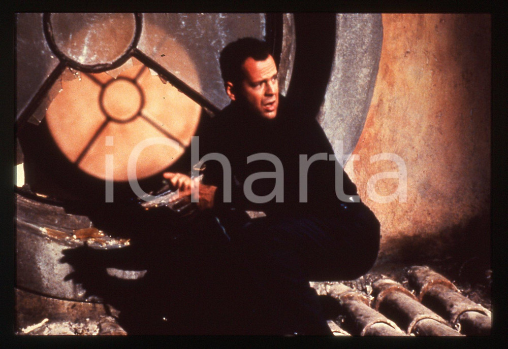 35mm vintage slide* 1991 HUDSON HAWK Bruce WILLIS in una scena del film (4)