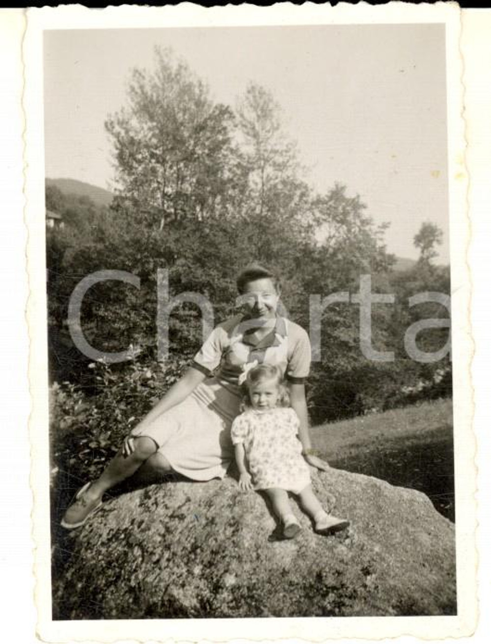 Fotografia d epoca originale 1940 COCQUIOTRVISAGO va madre con la figlia nella pineta Foto VINTAGE 6x9 cm 1
