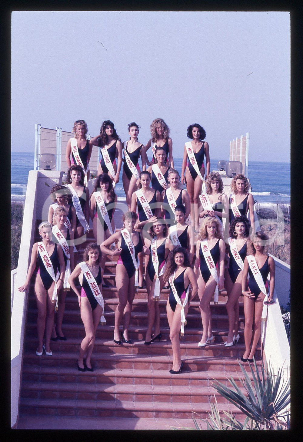 35mm vintage slide* 1988 RAGUSA - MISS EUROPA Il gruppo delle concorrenti (2)