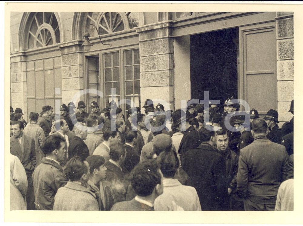Novembre 1953 TRIESTE Raduno dei cittadini per chiedere lavoro *Foto 18x13