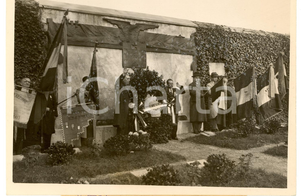 Fotografia d epoca originale 1937 IVRYSURSEINE F Principe RUFFO deposita corona per i Caduti italiani 1