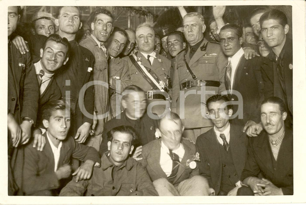 Fotografia d epoca originale 1937 NAPOLI Robert LEY visita il museo CERTOSA DI SAN MARTINO 1