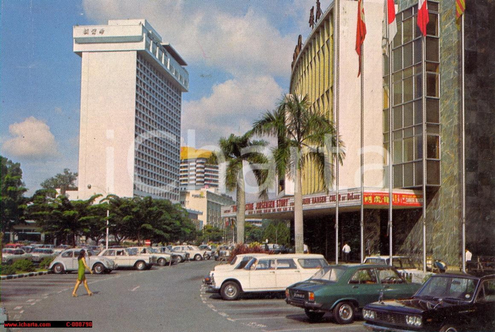 Cartolina originale da collezione 1970 ca SINGAPORE Hotel HILTON e LIDO Cinema *Cartolina VINTAGE ANIMATA FG NV 1
