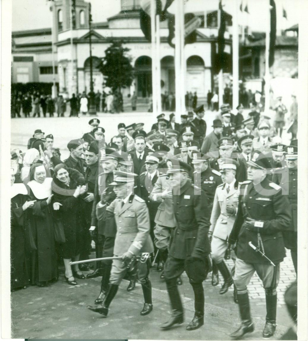 Fotografia d epoca originale 1939 MILANO Vittorio Emanuele III visita la Fiera Campionaria Fotografia 1