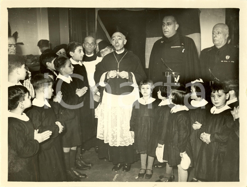 Fotografia d epoca originale 1936 MILANO Ildefonso SCHUSTER con bambini Casa Fascio e OspitalitÃ  Fotografia 1