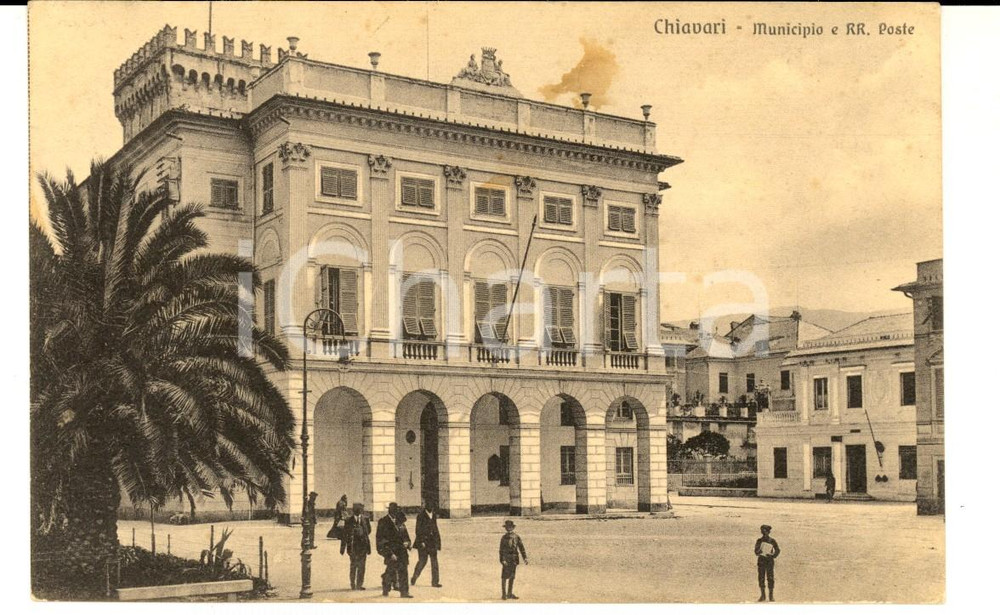 Cartolina originale da collezione 1930 CHIAVARI GE Municipio e Regie Poste  Cartolina al gen. Francesco SERRA 1
