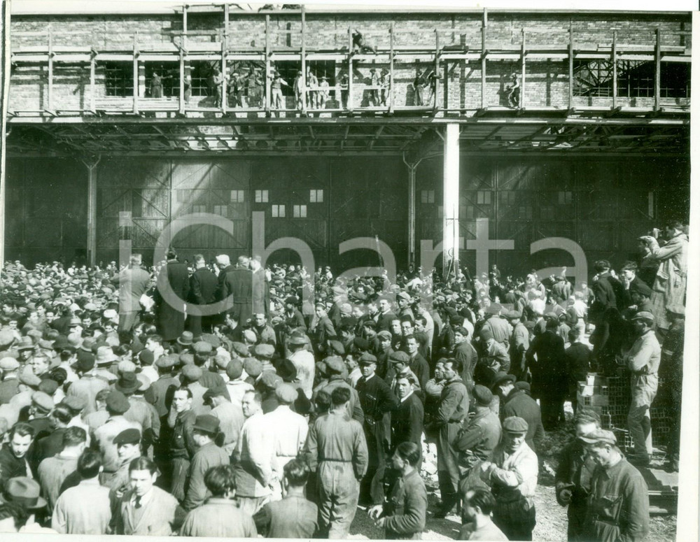Fotografia d epoca originale 1937 MILANO TALIEDO Inaugurazione nuovo aerodromo Officine CAPRONI Fotografia 1