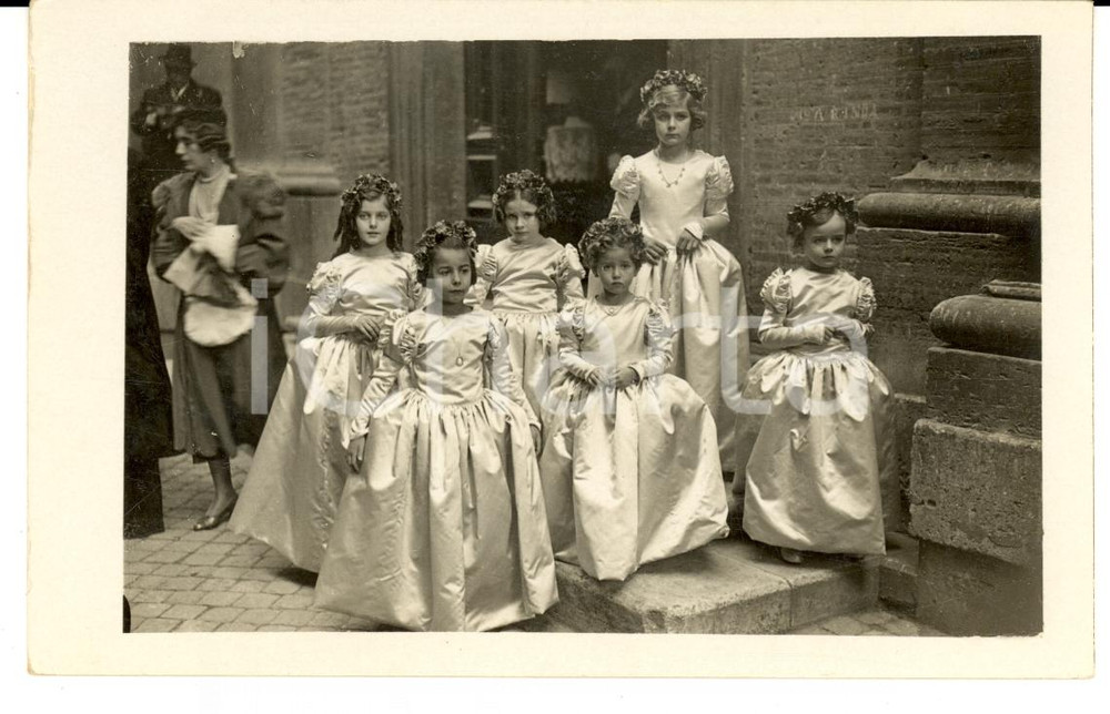 Cartolina originale da collezione 1935 ROMA Damigelle alle nozze Jaime di BORBONESPAGNA  Emmanuelle de DAMPIERRE 1