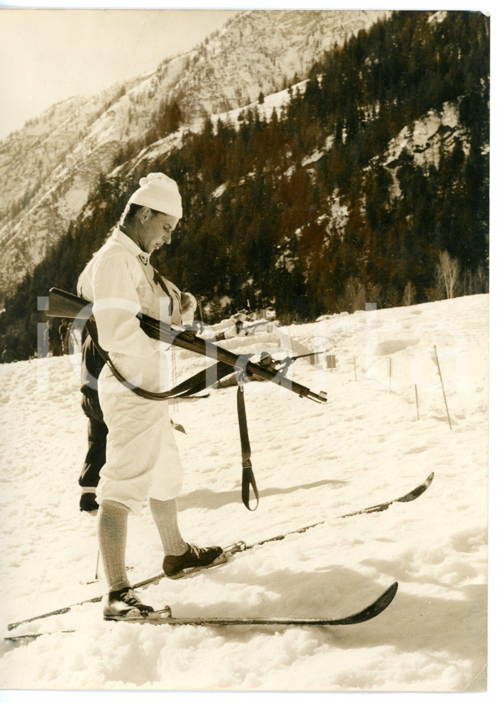 1959 COURMAYEUR Mondiali di BIATHLON - Alpino VENTURA con la carabina *Foto 