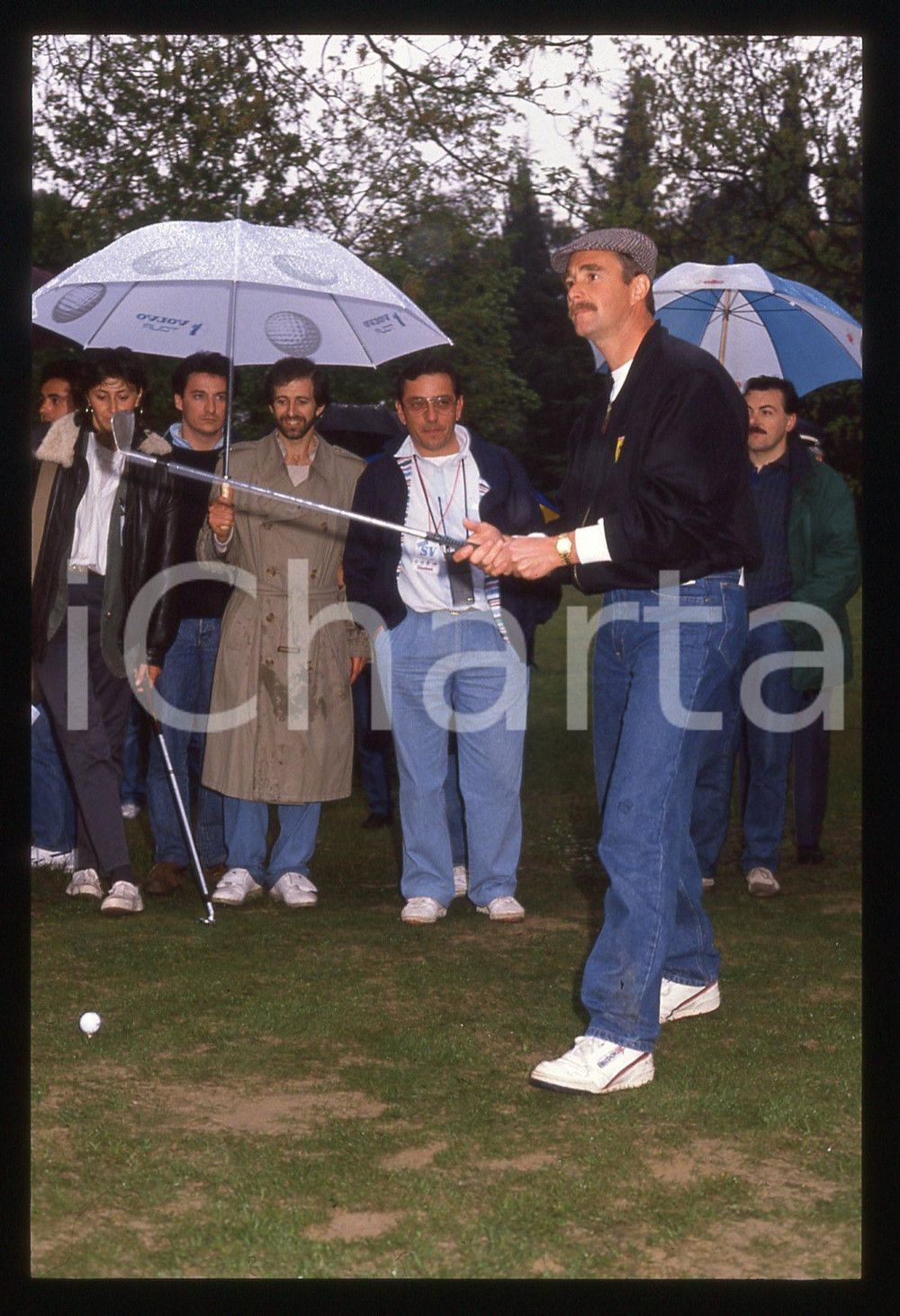35mm vintage slide* 1990 ca VOLVO TOUR Nigel MANSELL giocatore di golf (15)