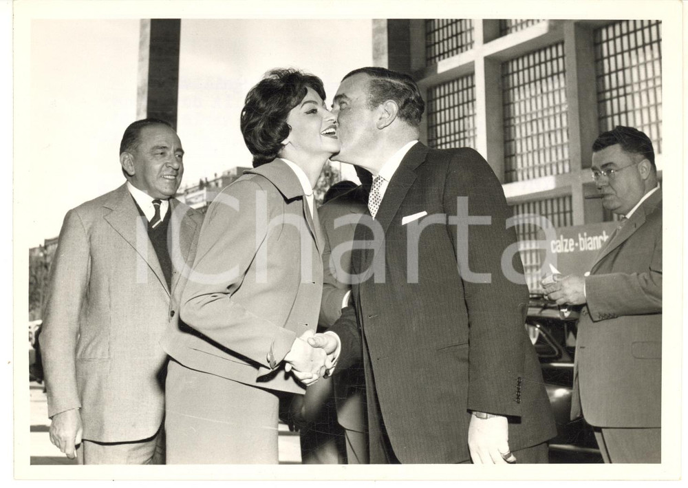 1959 TORINO Sarto Norman HERTELL in visita al SAMIA - Fotografia 18x13 cm