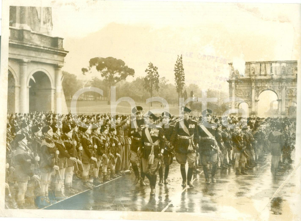 Fotografia d epoca originale 1938 ROMA Achille STARACE passa in rassegna i giovani della GIL Foto DANNEGGIATA 1
