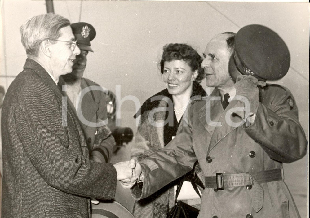 Fotografia d epoca originale 1953 BAD GODESBERG Matthew RIDGWAY with gen. EDDIE and High Commissioner CONANT 1