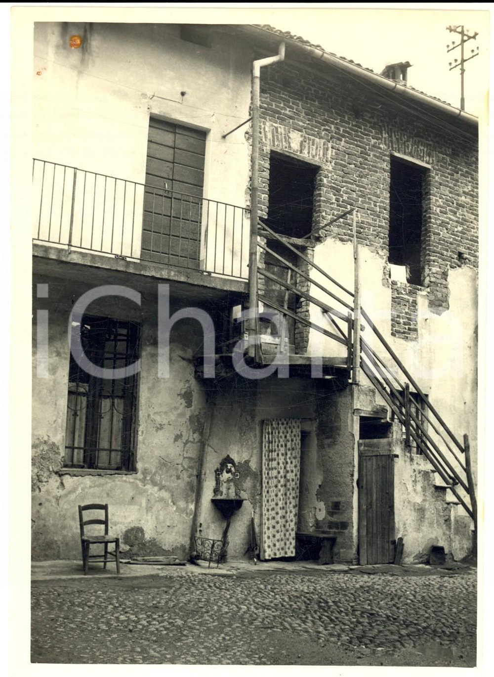 Fotografia d epoca originale 1958 VIGEVANO PV Una cascina diroccata FOTO ARTISTICA RIVOLTA 18x13 cm 1