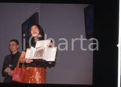 35mm vintage slide* 1993 ca ITALY Literary Prize writer Banana YOSHIMOTO (16)