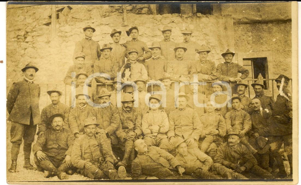 Fotografia d epoca originale 1917 WWI ZONA DI GUERRA Alpino Domenico FONTANIN con i compagni Foto cartolina 1