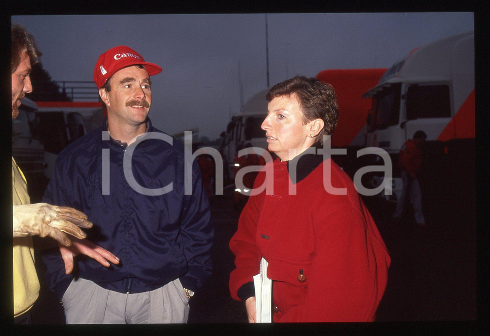 35mm vintage slide* 1990 ca FORMULA1 Nigel e Roseanne MANSELL - Paddock (2)