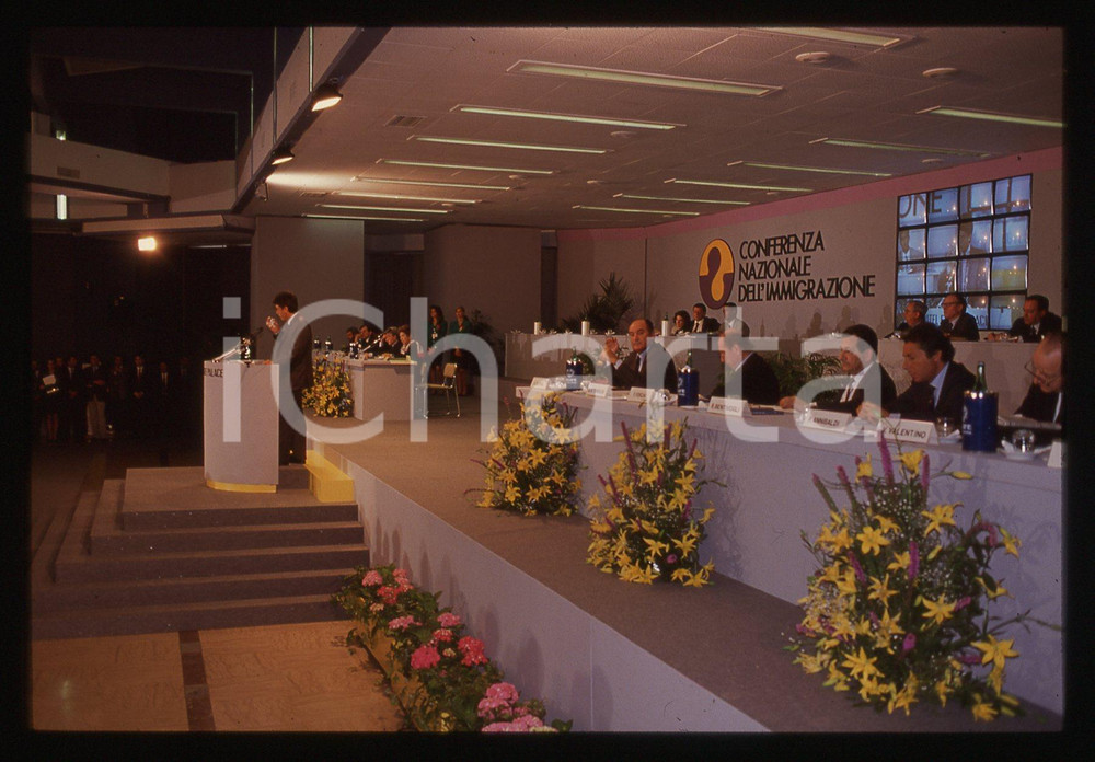 35mm vintage slide* 1990 ROMA Claudio MARTELLI Conferenza Immigrazione (4)