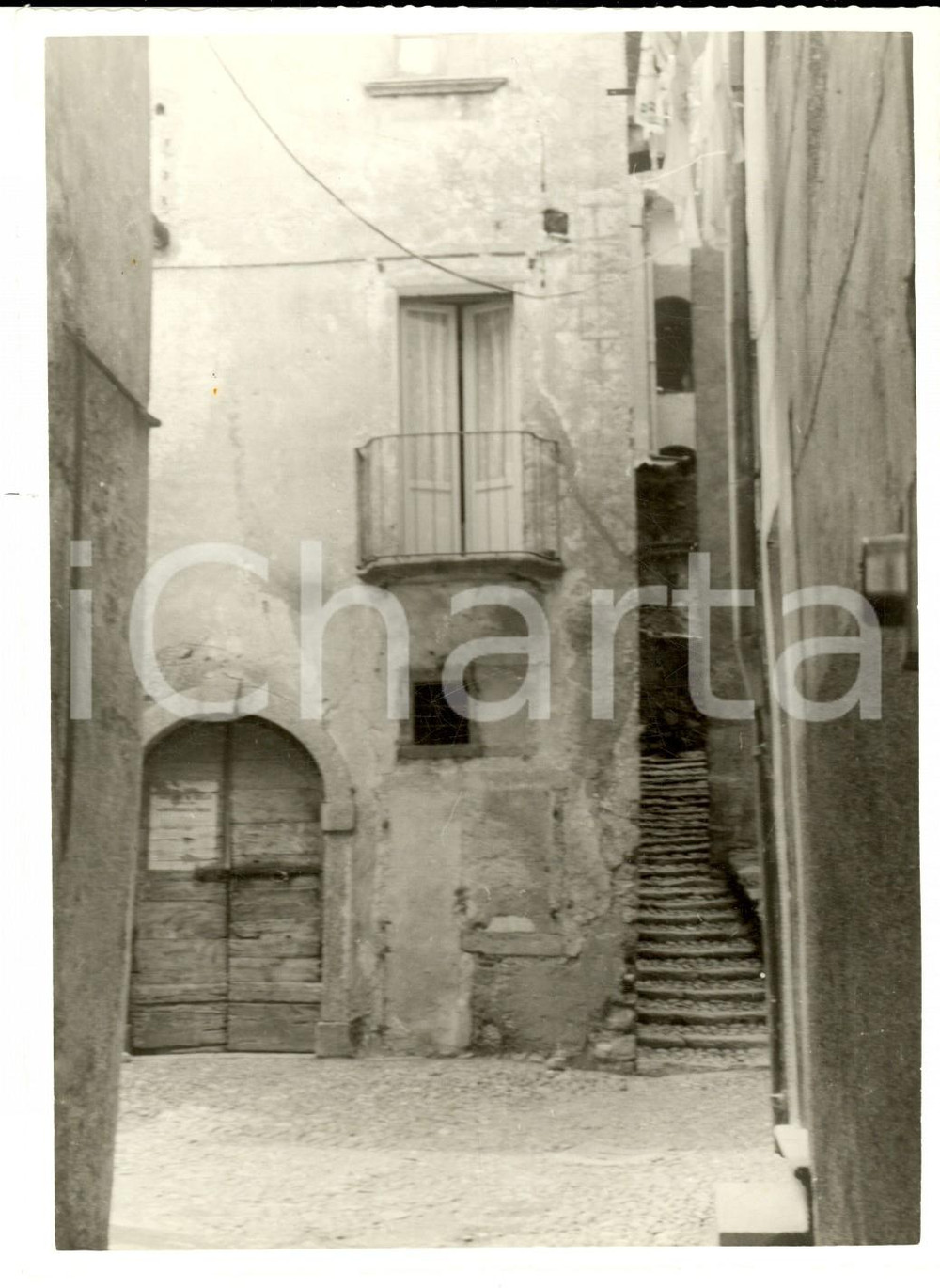 Fotografia d epoca originale 1963 MALGRATE LC Un cortile nel centro storico Fotografia ARTISTICA 13x18 cm 1