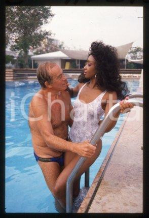 Massimo SERATO Actor and Angie ASSIEM - ITALY 1985 ca * 35 mm vintage slide 2