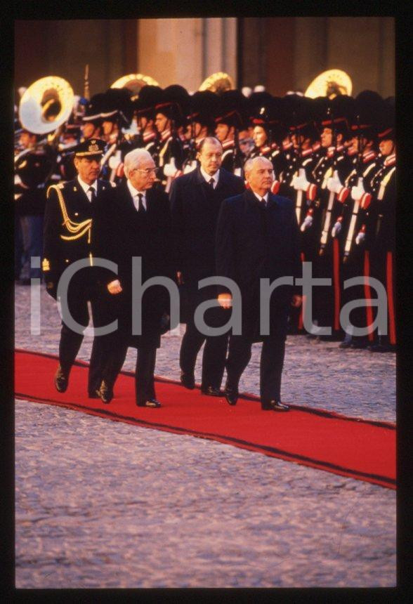 Fotografia d epoca originale 35mm vintage slide 1989 ROMA QUIRINALE Francesco COSSIGA Michail GORBACHEV 1 1