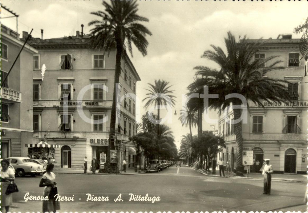 Cartolina originale da collezione 1950 ca GENOVA NERVI Piazza PITTALUGA con albergo NERVI ANIMATA con vigile NV 1