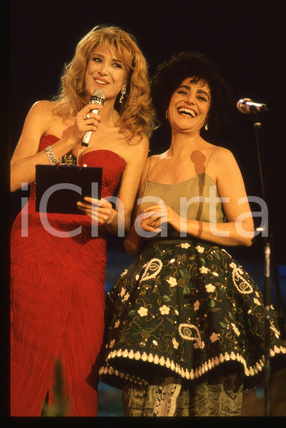 35mm vintage slide* 1990 FESTIVAL SANREMO - Gabriella CARLUCCI e Mia MARTINI