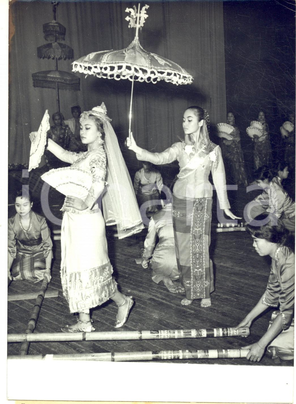 1960 PARIS Théâtre des Nations - Ballet BAYANIHAN des Philippines *Photo 13x18