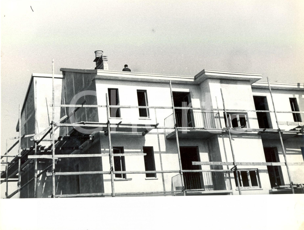 Fotografia d'epoca originale 1954 MORTARA (PV) Alloggi popolari in costruzione RONDELLI E ROVATI *Foto 1